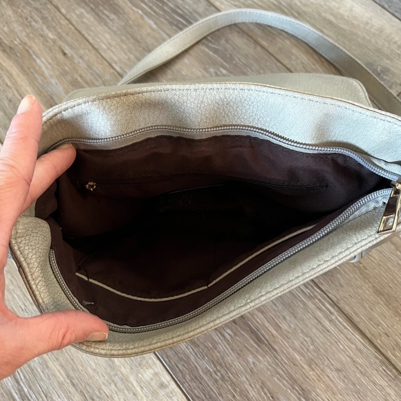 Scarleton Cream Shoulder Bag - Picture 3 of 8